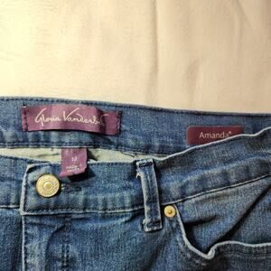 Gloria Vanderbilt Amanda Jeans Size 12 Short Blue Straight Leg Mid Rise Denim